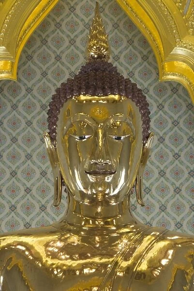Golden Buddha statue, Wat Tramit (Temple of the Golden Buddha), Bangkok, Thailand, Southeast Asia, Asia