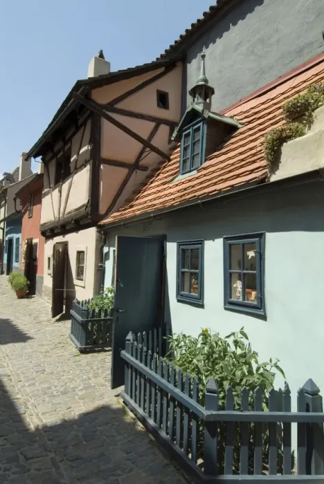 Framed Print : Golden Lane (Zlata Ulicka), inside the Castle precincts, Prague, Czech Republic, Europe Framed Print : Golden Lane (Zlata Ulicka), inside the Castle precincts, Prague, Czech Republic, Europe
