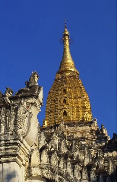 Golden Stupa of Ananda Pahto, Bagan, Myanmar, Indochina