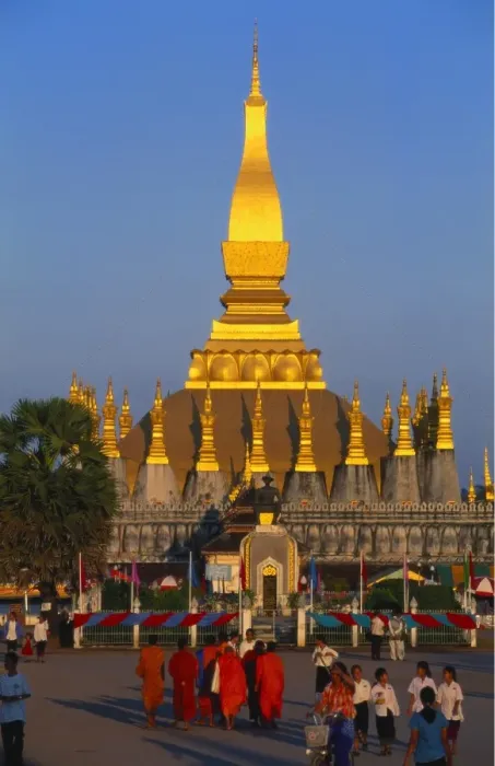 Framed Print : Golden Stupa at Pha That Luang Temple, Vientiane, Laos Framed Print : Golden Stupa at Pha That Luang Temple, Vientiane, Laos