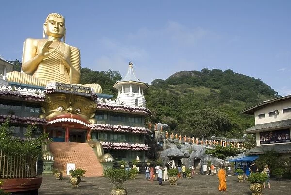 Golden Temple, with 30m high statue of Buddha, Dambulla, Sri Lanka, Asia