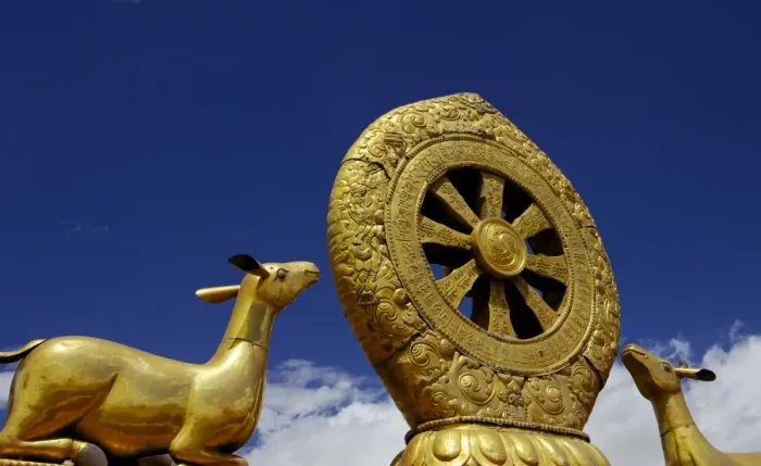 Framed Print : Golden Wheel of Dharma and deer sculptures on the sacred Jokhang Temple roof, Barkhor Square, Lhasa, Tibet, China, Asia Framed Print : Golden Wheel of Dharma and deer sculptures on the sacred Jokhang Temple roof, Barkhor Square, Lhasa, Tibet, China, Asia