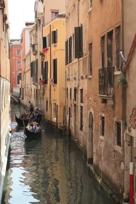 Framed Print : Gondola on a canal, Venice, UNESCO World Heritage Site, Veneto, Italy, Europe Framed Print : Gondola on a canal, Venice, UNESCO World Heritage Site, Veneto, Italy, Europe
