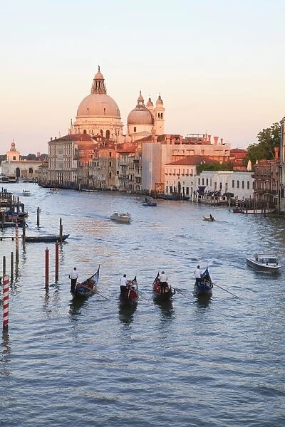 Gondolas on the Grand Canal, view towards the domed church of Santa Maria Della Salute