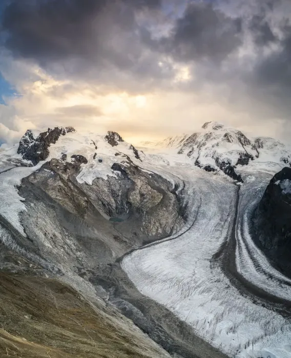 Framed Print : Gorner Glacier (Gornergletscher) with majestic Lyskamm and Monte Rosa peaks at sunset Framed Print : Gorner Glacier (Gornergletscher) with majestic Lyskamm and Monte Rosa peaks at sunset