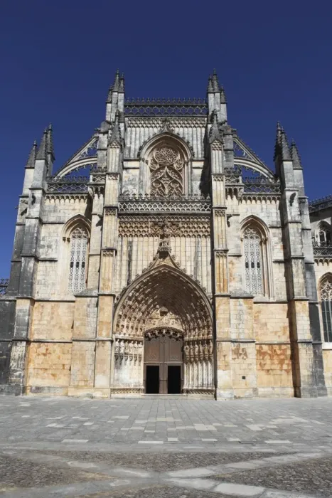 Framed Print : The Gothic-Manueline style Batalha Abbey (Mosteiro de Santa Maria da Vitoria)