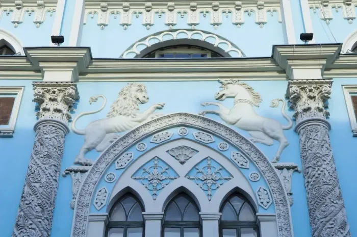 Framed Print : Gothic-style facade of the Synodal Printing House, Nikolskaya Ulitsa, Moscow