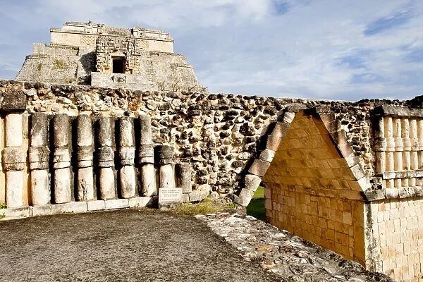 Governors Palace in the Mayan ruins of Uxmal, UNESCO World Heritage Site