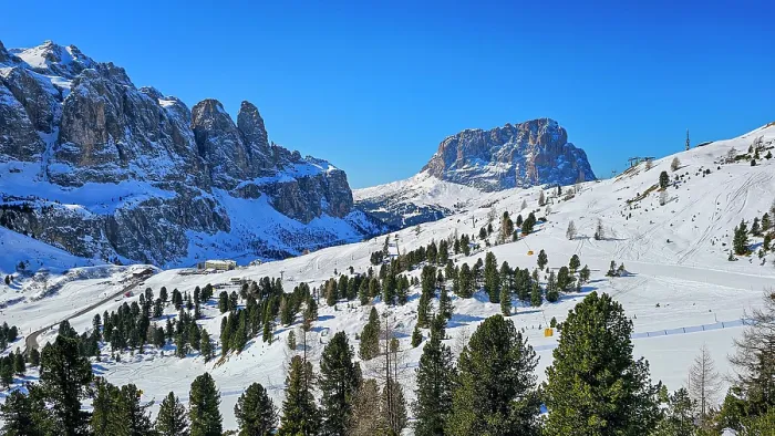 Framed Print : GrAdner Joch or Pass Gardena in winter, Alta Badia, Dolomites, Italy Framed Print : GrAdner Joch or Pass Gardena in winter, Alta Badia, Dolomites, Italy