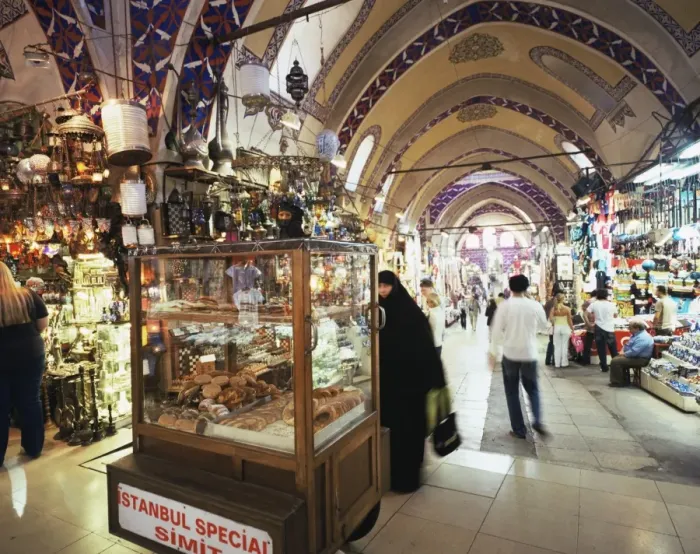 Framed Print : The Grand Bazaar (Great Bazaar) (Kapali Carsi) Framed Print : The Grand Bazaar (Great Bazaar) (Kapali Carsi)