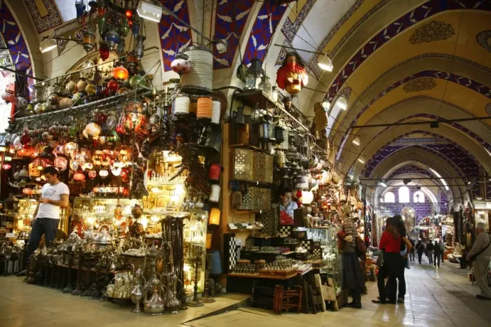 Framed Print : The Grand Bazaar (Kapali Carsi), Istanbul, Turkey, Europe Framed Print : The Grand Bazaar (Kapali Carsi), Istanbul, Turkey, Europe