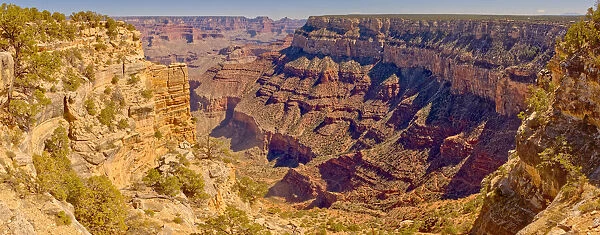 Grand Canyon viewed from the east side of Maricopa Point along the Hermit Road