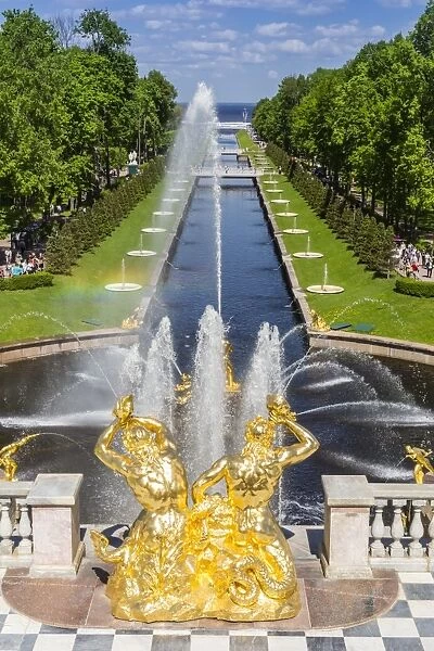 The Grand Cascade of Peterhof, Peter the Greats Palace, St. Petersburg, Russia, Europe