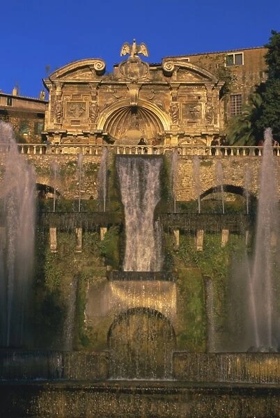 Grand fountain in the gardens of the Villa d Este