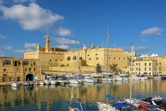 Framed Print : Grand Harbour looking towards Cospicua, Malta Framed Print : Grand Harbour looking towards Cospicua, Malta