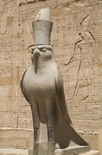 Granite falcons, Pylon, Temple of Horus, Edfu, Egypt, North Africa, Africa