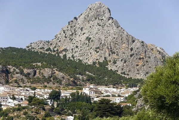 Grazalema, one of the white villages, Cadiz province, Andalucia, Spain, Europe