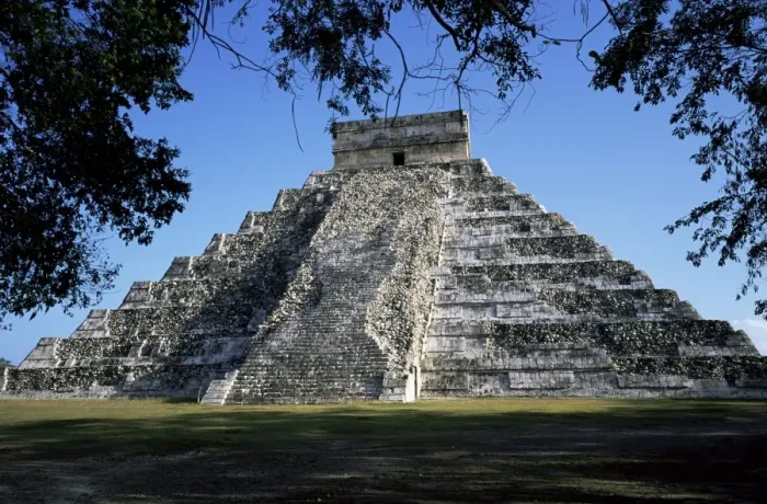Framed Print : Great Pyramid (El Castillo), Chichen Itza, UNESCO World Heritage Site, Yucatan Framed Print : Great Pyramid (El Castillo), Chichen Itza, UNESCO World Heritage Site, Yucatan
