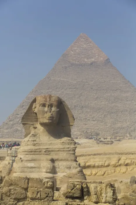 Framed Print : The Great Sphinx of Giza, Khafre Pyramid in the background, Great Pyramids of Giza Framed Print : The Great Sphinx of Giza, Khafre Pyramid in the background, Great Pyramids of Giza