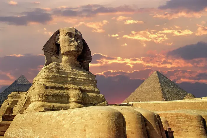 Framed Print : Great Sphinx and Pyramids of Giza, UNESCO World Heritage Site, Giza, Cairo, Egypt, North Africa, Africa Framed Print : Great Sphinx and Pyramids of Giza, UNESCO World Heritage Site, Giza, Cairo, Egypt, North Africa, Africa