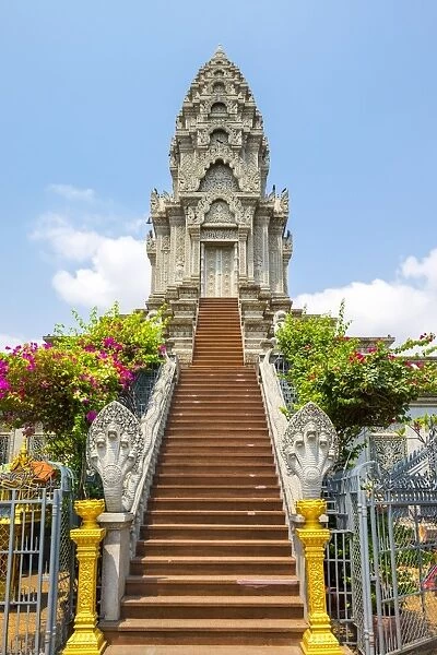 Great Stupa at Wat Ounalom, Phnom Penh, Cambodia, Indochina, Southeast Asia, Asia
