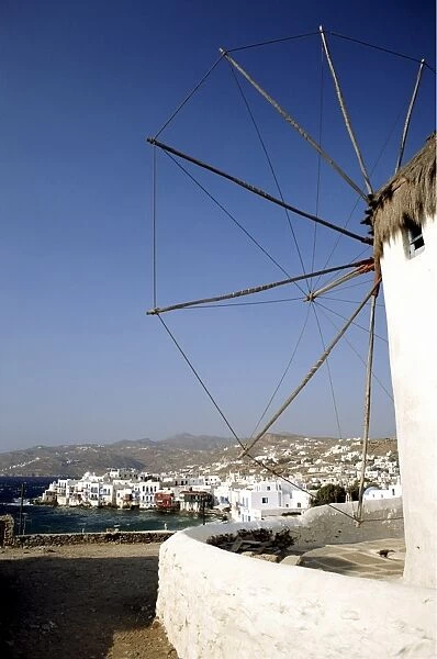 Greece, Mykonos town, boats in harbour, view from Lower Windmills