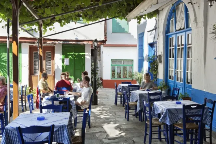 Framed Print : Greek taverna in centre of mountain village, Vourliotes, Samos, Aegean Islands, Greece