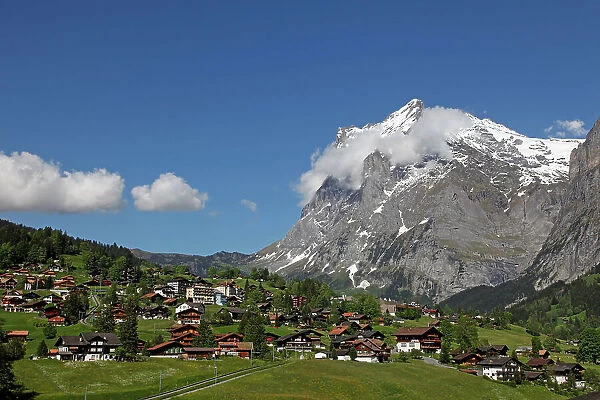 Grindelwald and Wetterhorn, Bernese Oberland, Swiss Alps, Switzerland, Europe