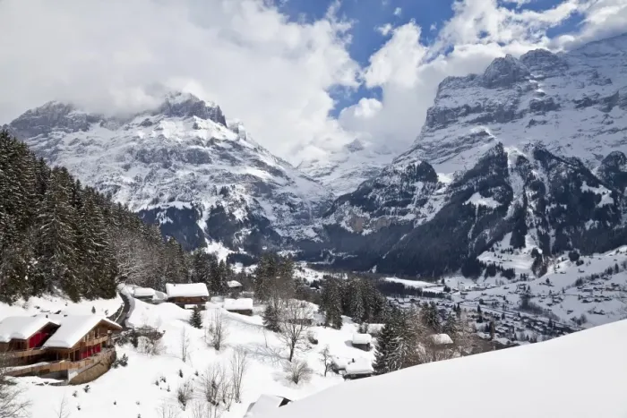 Framed Print : Grindelwald and the Wetterhorn mountain, Jungfrau region, Bernese Oberland