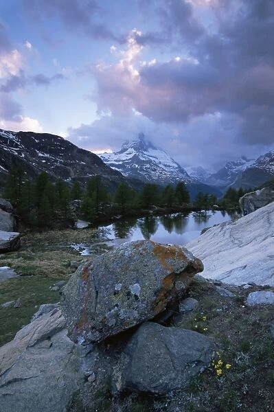 Grindjisee and Matterhorn at sunset