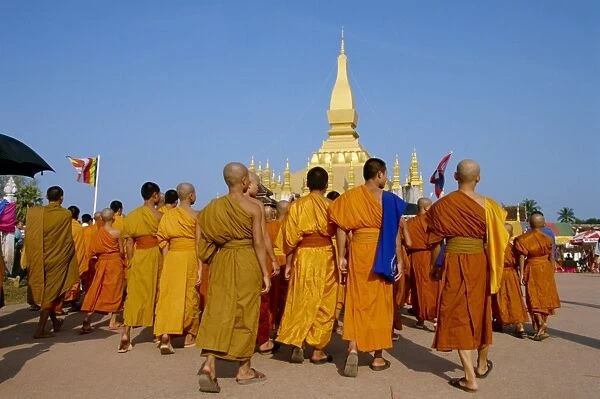 A group of monks at the annual Makka Bu Saa Buddhist celebration