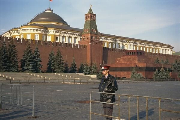 Guard in Red Square, before the Kremlin and Lenins Tomb, Moscow, Russia, Europe