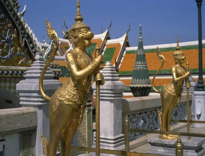 Framed Print : Guardians of the gateway in the Grand Palace in Bangkok Framed Print : Guardians of the gateway in the Grand Palace in Bangkok