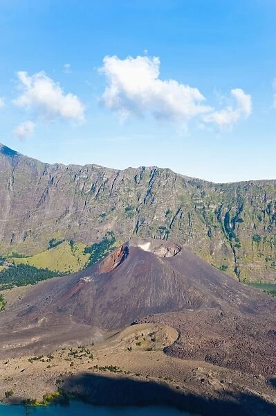 Gunung Barujari volcano in the Mount Rinjani caldera, Mount Rinjani, Lombok, Indonesia, Southeast Asia, Asia