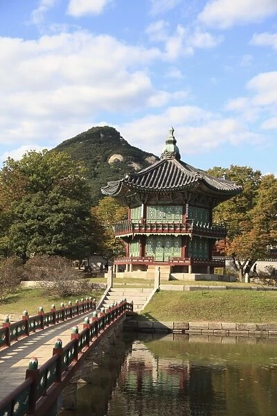 Gyeongbokgung Palace (Palace of Shining Happiness), Seoul, South Korea, Asia
