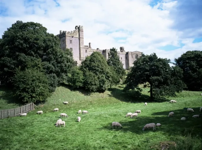 Framed Print : Haddon Hall, Derbyshire, England, United Kingdom, Europe Framed Print : Haddon Hall, Derbyshire, England, United Kingdom, Europe