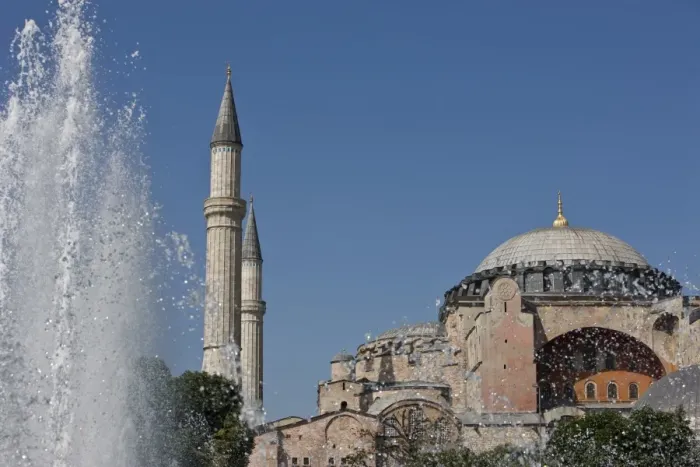 Framed Print : Hagha Sophia with fountain in foreground, UNESCO World Heritage Site, Istanbul Framed Print : Hagha Sophia with fountain in foreground, UNESCO World Heritage Site, Istanbul