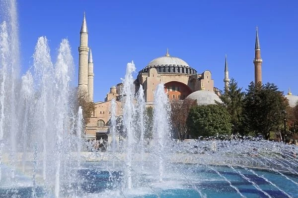 Haghia Sophia, UNESCO World Heritage Site, Sultanahmet District, Istanbul, Turkey, Europe