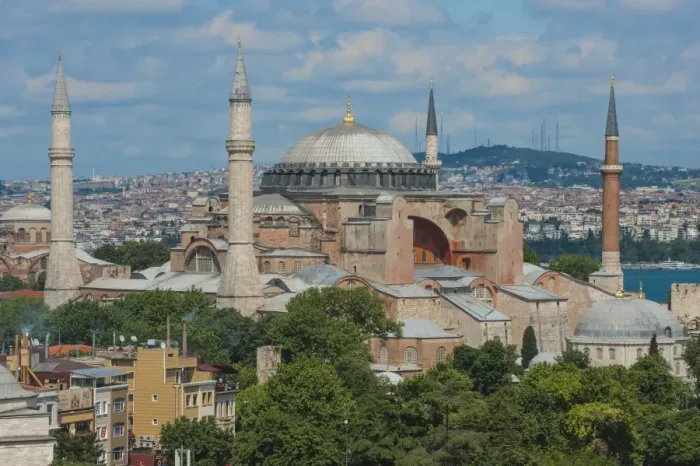 Framed Print : Hagia Sophia Museum, UNESCO World Heritage Site, Istanbul, Turkey, Europe Framed Print : Hagia Sophia Museum, UNESCO World Heritage Site, Istanbul, Turkey, Europe