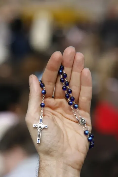 Framed Print : Hand and rosary, Rome, Lazio, Italy, Europe