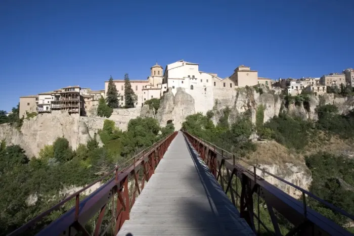 Framed Print : Hanging houses and pedestrian bridge San Pablo, Cuenca, Castilla-La Mancha, Spain, Europe