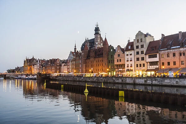 Hanseatic league houses on the Motlawa river at sunset, Gdansk. Poland