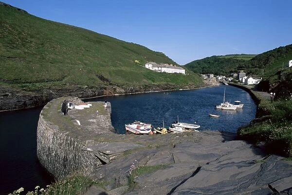 Harbour, harbour wall and village in the distance, Boscastle, Cornwall