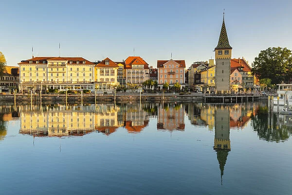 Harbour front and Mangturm Tower, Lindau, Lake Constance, Bavaria, Swabia, Germany