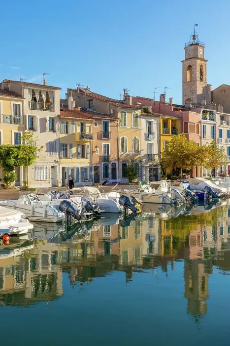 Framed Print : The Harbour at Martigues, Martigues, Provence-Alpes-Cote d'Azur, France, Western Europe Framed Print : The Harbour at Martigues, Martigues, Provence-Alpes-Cote d'Azur, France, Western Europe