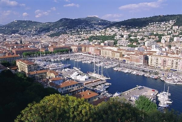 The harbour, Nice, Alpes Maritimes, Cote d Azur, Provence, France, Europe
