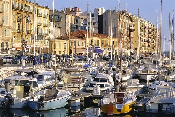 The harbour, Nice, Cote d Azur, Alpes-Maritimes, Provence, France, Europe
