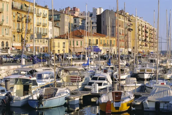 Framed Print : The harbour, Nice, Cote d Azur, Alpes-Maritimes, Provence, France, Europe Framed Print : The harbour, Nice, Cote d Azur, Alpes-Maritimes, Provence, France, Europe