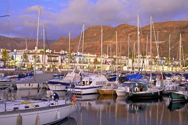 Harbour at Puerto de Morgan, Gran Canaria, Canary Islands, Spain, Atlantic Ocean, Europe