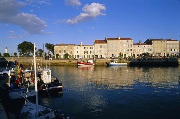 The harbour and Quai Clemenceau (Clemenceau Quay), Saint Clement (St. Clement) village